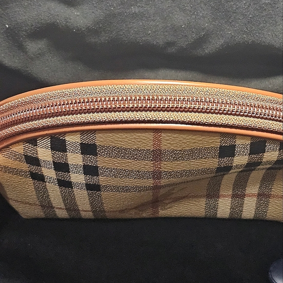 VINTAGE BURBERRYS COSMETIC/MAKE-UP CASE - Picture 6 of 13